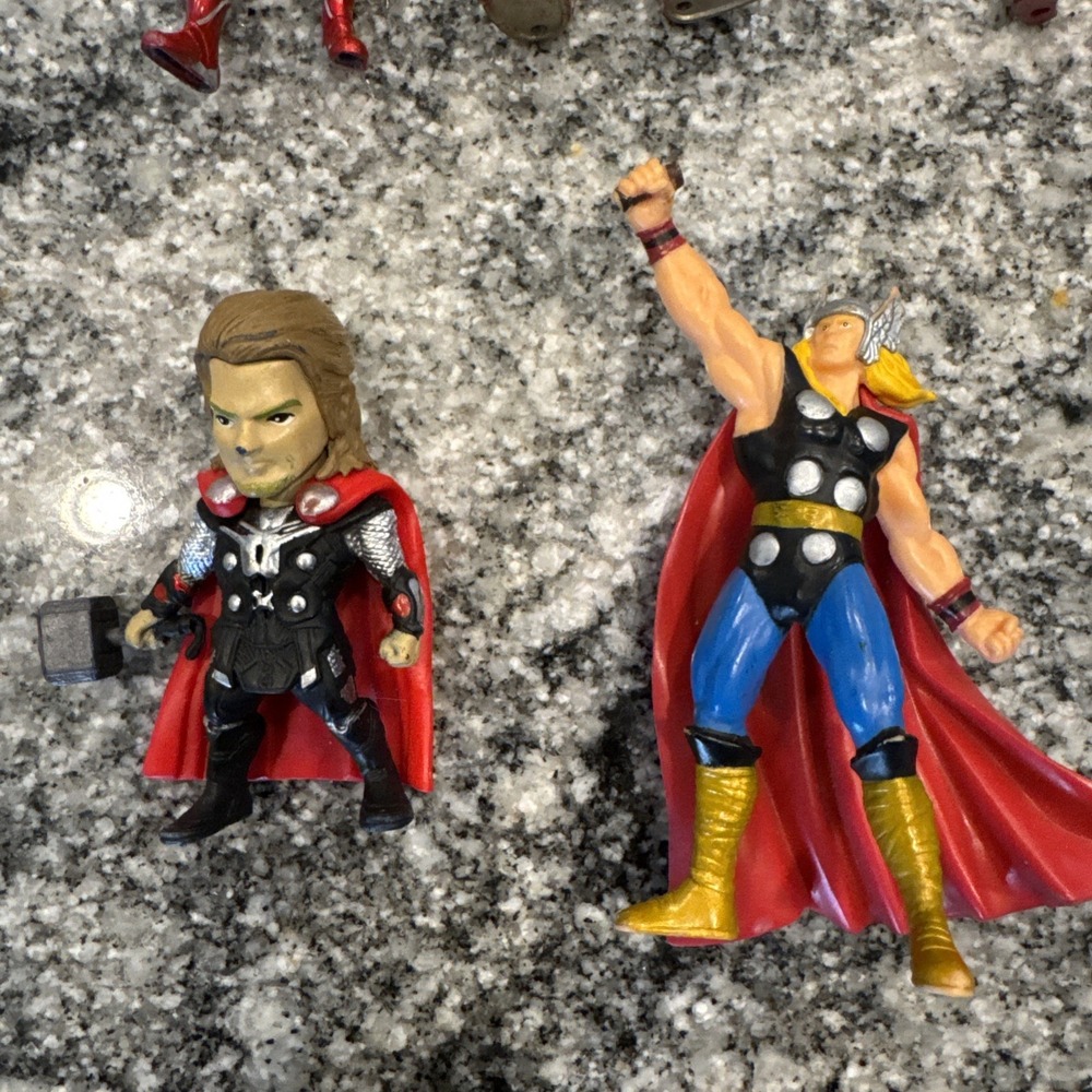 Super Hero Action Figures 27 Lot‎ Dc Marvel Star Wars Anime - Picture 12 of 16